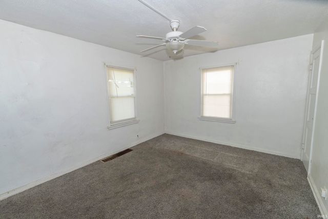 760 S Edison Avenue, South Bend, IN 46619