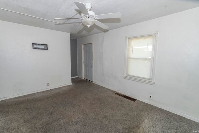760 S Edison Avenue, South Bend, IN 46619