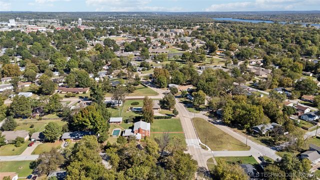 923 N Seminole Avenue, Claremore, OK 74017