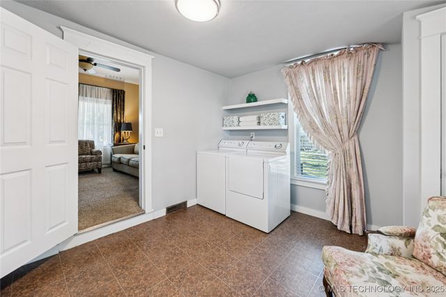 923 N Seminole Avenue, Claremore, OK 74017