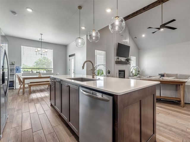 1300 Maverick Pass, Piedmont, OK 73078