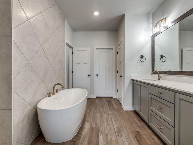 1300 Maverick Pass, Piedmont, OK 73078