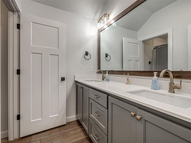 1300 Maverick Pass, Piedmont, OK 73078