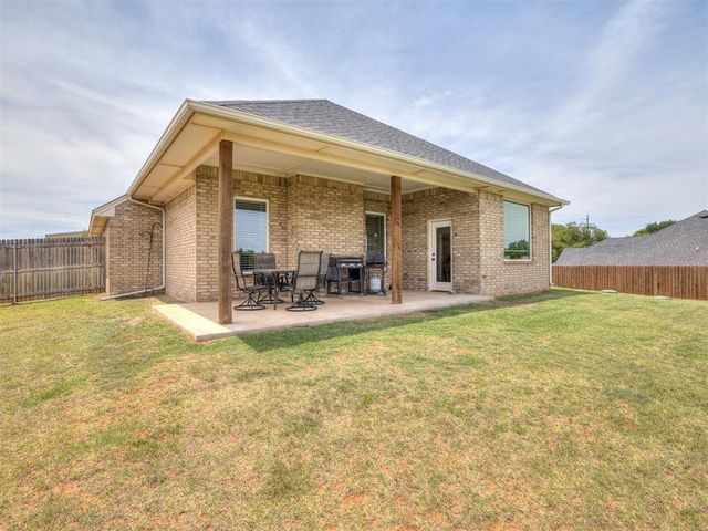 1300 Maverick Pass, Piedmont, OK 73078