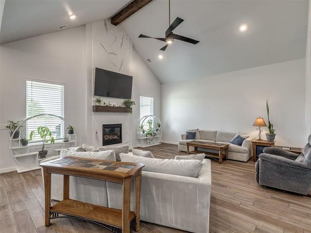 1300 Maverick Pass, Piedmont, OK 73078