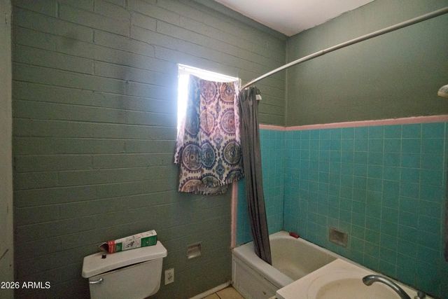 1433 E BRILL Street, Phoenix, AZ 85006