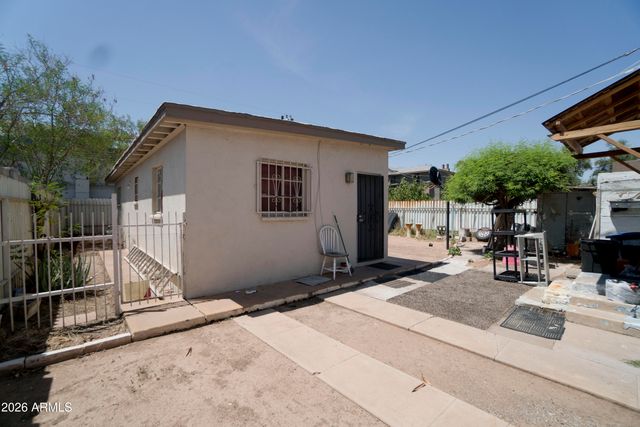 1433 E BRILL Street, Phoenix, AZ 85006
