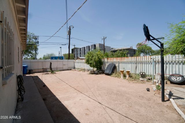 1433 E BRILL Street, Phoenix, AZ 85006