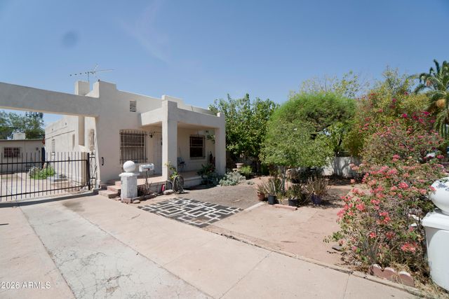 1433 E BRILL Street, Phoenix, AZ 85006