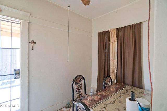 1433 E BRILL Street, Phoenix, AZ 85006