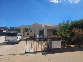 1433 E BRILL Street, Phoenix, AZ 85006