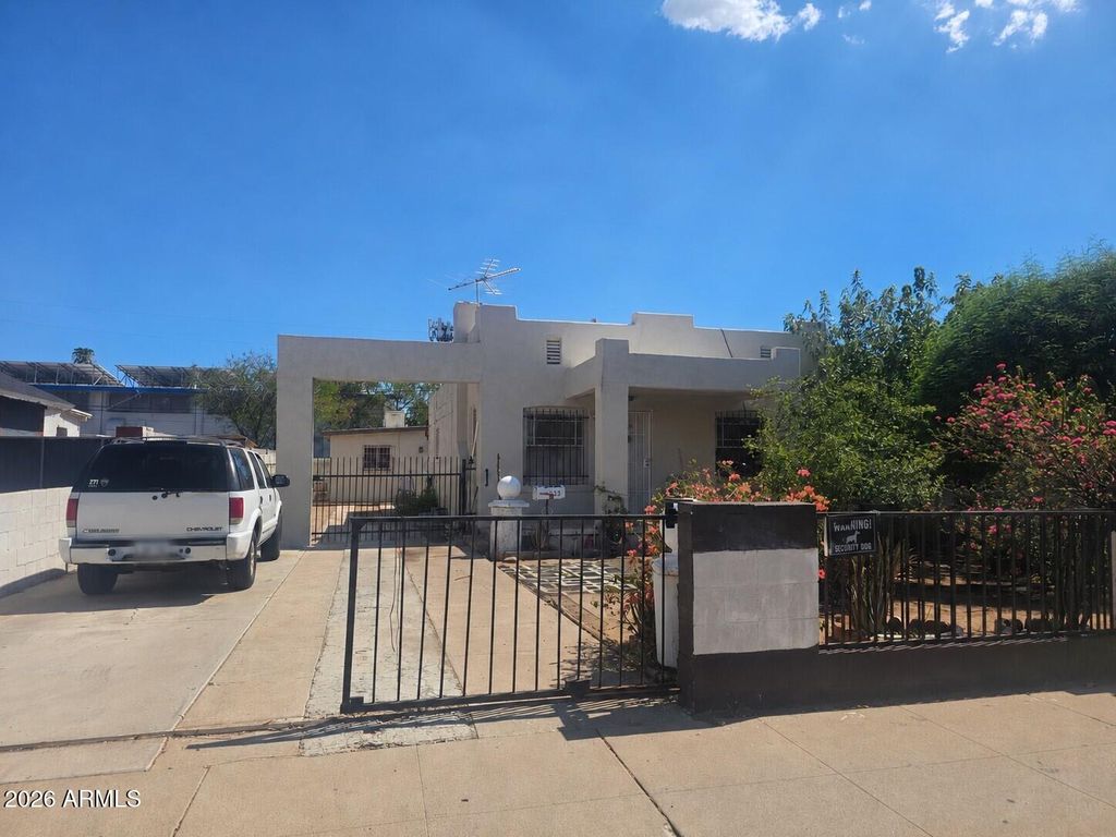 1433 E BRILL Street, Phoenix, AZ 85006