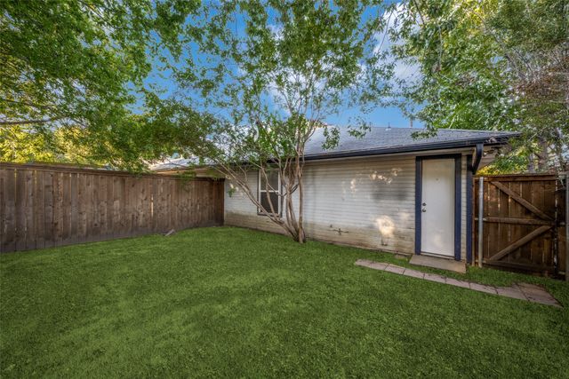 329 Casie Court, Denton, TX 76207