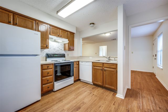 329 Casie Court, Denton, TX 76207