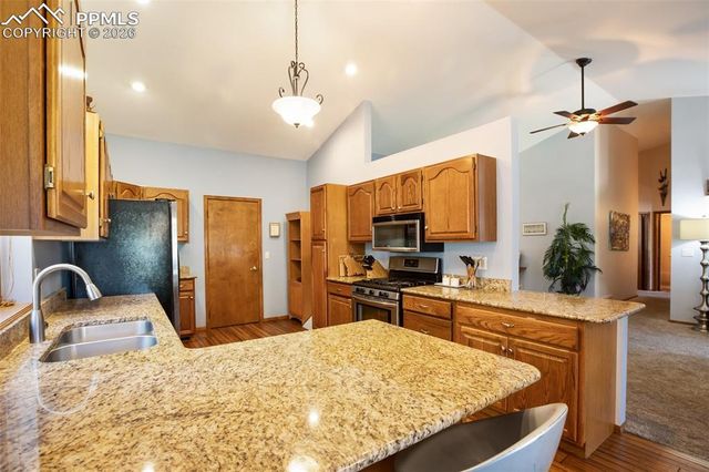 727 Pinon Ridge Drive, Woodland Park, CO 80863
