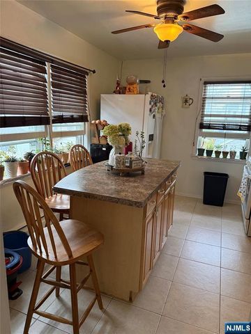 41 Coyne Court 2, Bergenfield, NJ 07621