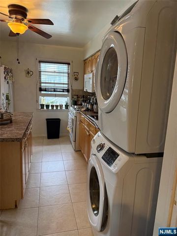 41 Coyne Court 2, Bergenfield, NJ 07621