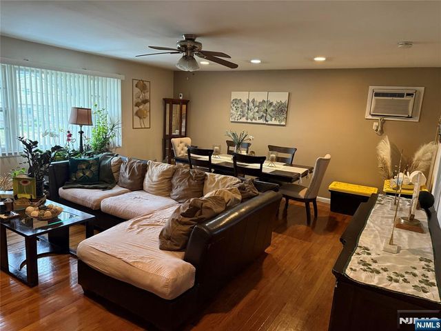 41 Coyne Court 2, Bergenfield, NJ 07621