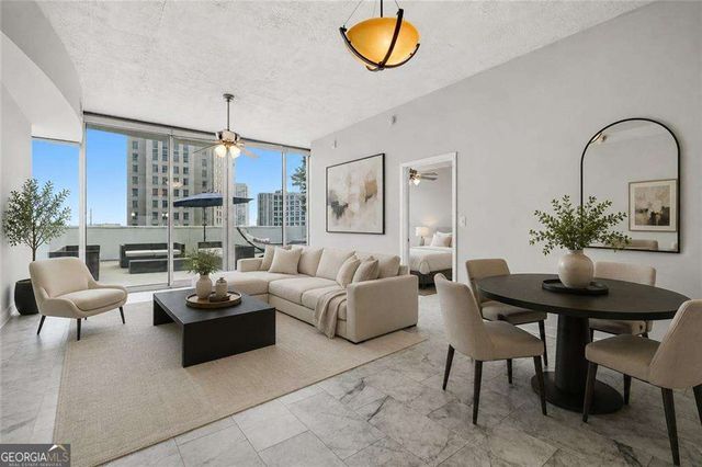 3324 Peachtree Road NE 814, Atlanta, GA 30326