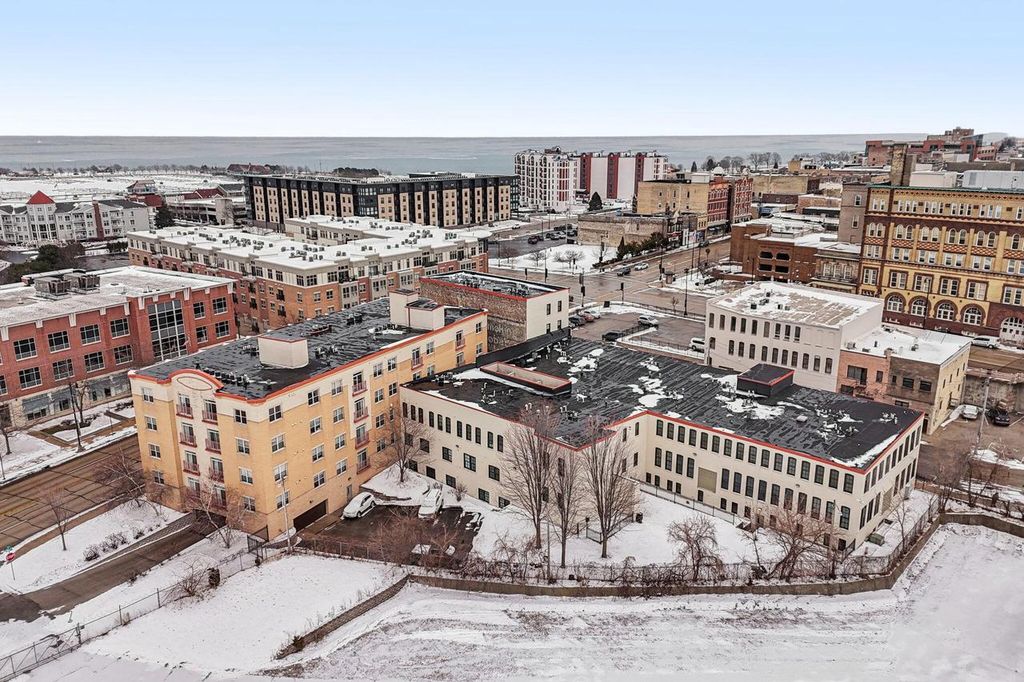 134 Main STREET, Racine, WI 53403