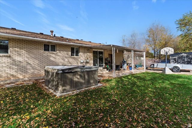 284 N 100 E, North Salt Lake, UT 84054