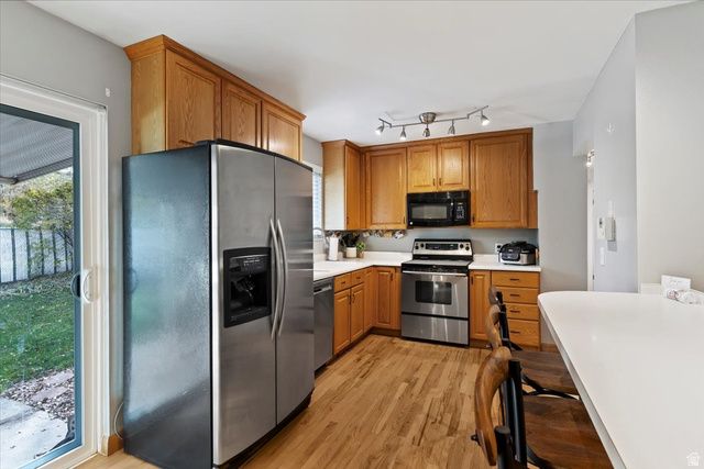 284 N 100 E, North Salt Lake, UT 84054