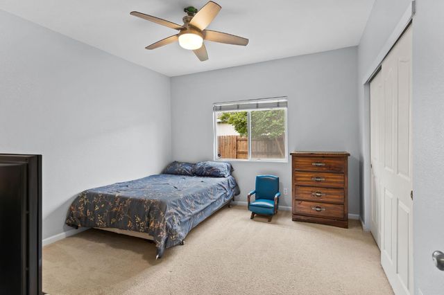 320 Arnold Gamble Cir, Sacramento, CA 95835