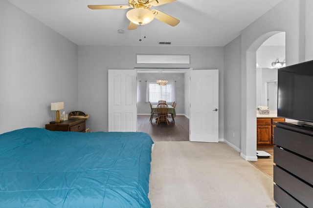 320 Arnold Gamble Cir, Sacramento, CA 95835