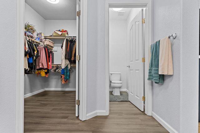 320 Arnold Gamble Cir, Sacramento, CA 95835