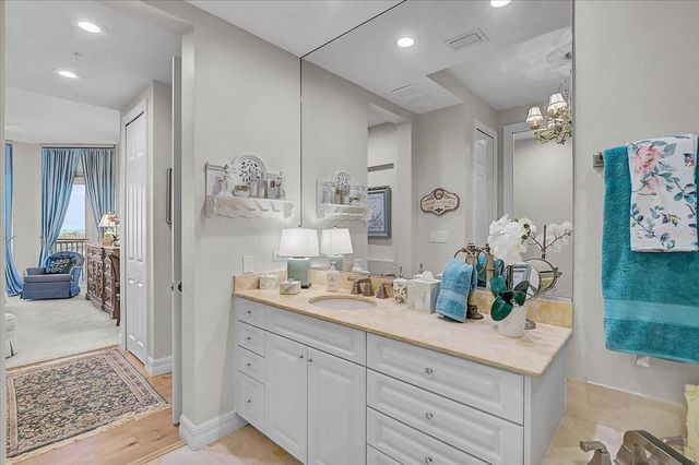 409 NORTH POINT ROAD 902, Osprey, FL 34229