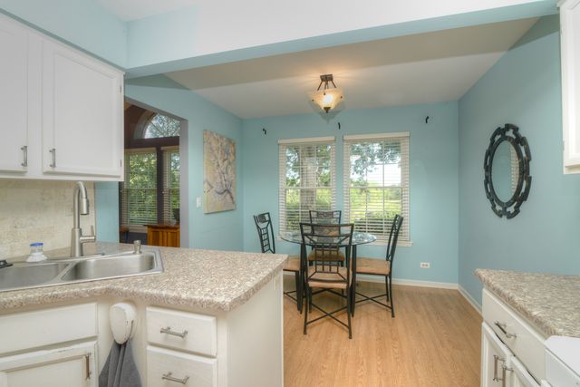 1633 Penny Lane, Crystal Lake, IL 60014