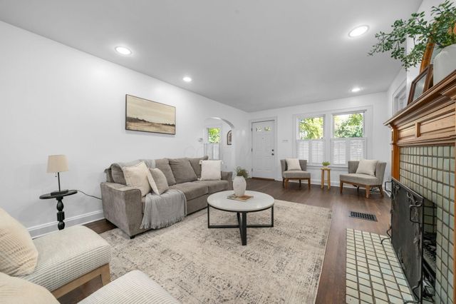 179 N Cassingham Road, Columbus, OH 43209