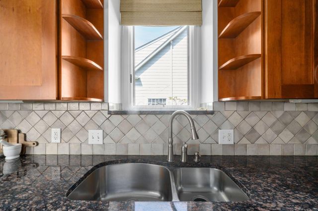 179 N Cassingham Road, Columbus, OH 43209