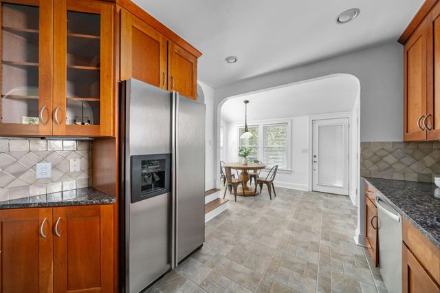 179 N Cassingham Road, Columbus, OH 43209