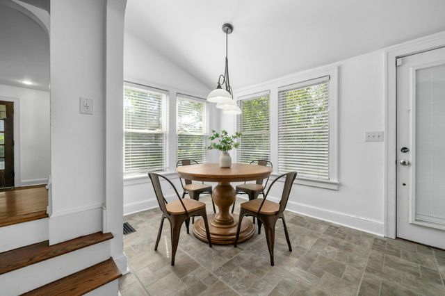 179 N Cassingham Road, Columbus, OH 43209