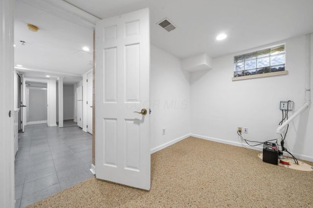 179 N Cassingham Road, Columbus, OH 43209