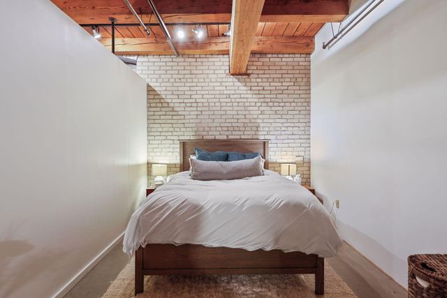 127 5th Street NE G04, Minneapolis, MN 55413