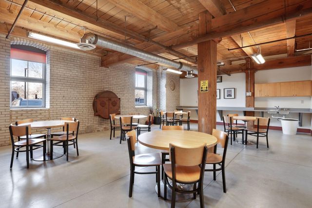 127 5th Street NE G04, Minneapolis, MN 55413