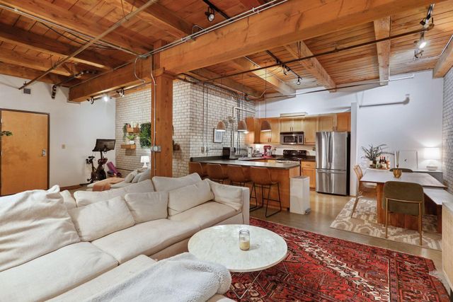 127 5th Street NE G04, Minneapolis, MN 55413