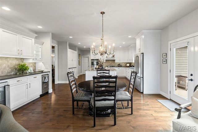 4715 Richland Woods Court, Alton, IL 62002