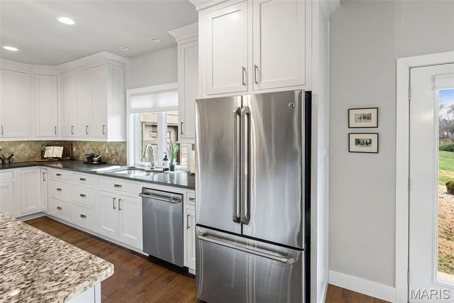 4715 Richland Woods Court, Alton, IL 62002