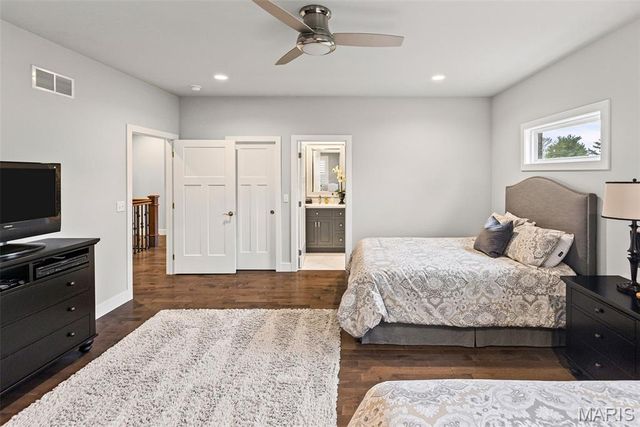 4715 Richland Woods Court, Alton, IL 62002