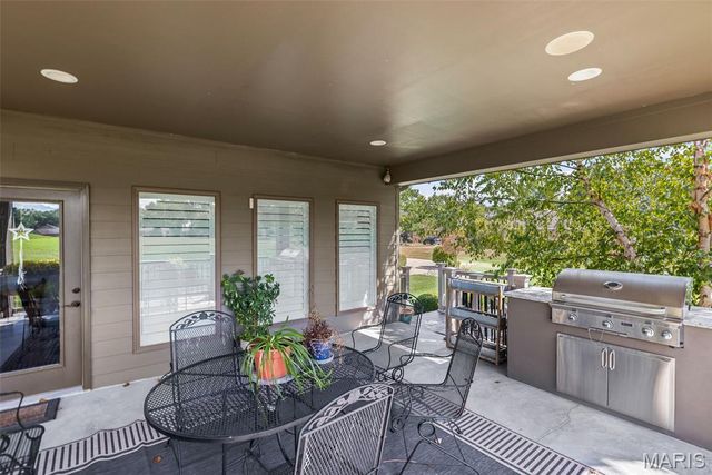 4715 Richland Woods Court, Alton, IL 62002