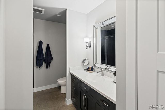 4715 Richland Woods Court, Alton, IL 62002