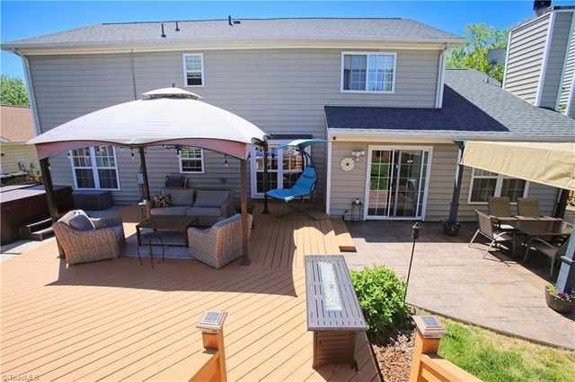 816 Eagle Point Drive, Kernersville, NC 27284