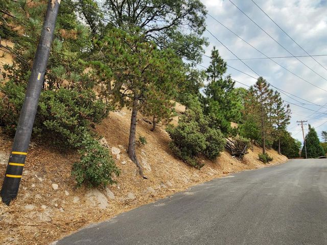 0 Evergreen Lane, Lake Arrowhead, CA 92352