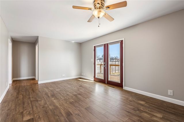 805 W Norwood Street, Rogers, AR 72756