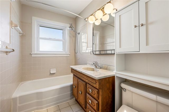 805 W Norwood Street, Rogers, AR 72756