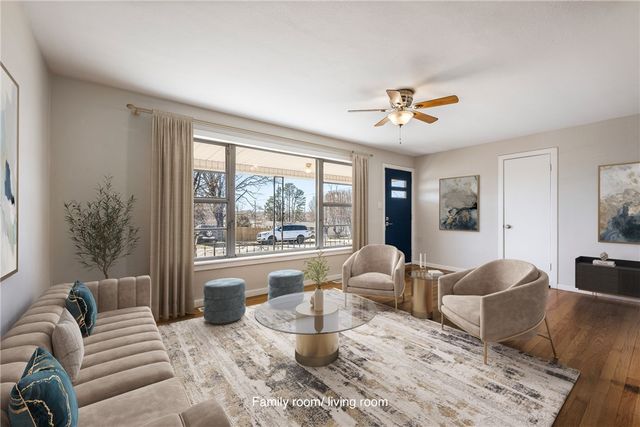 805 W Norwood Street, Rogers, AR 72756