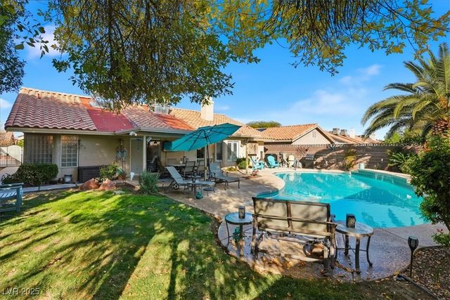 7429 Radville Drive, Las Vegas, NV 89129